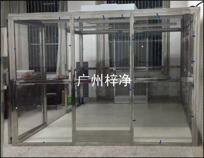 使用百级洁净棚比较多的客户，会选用千级洁净棚，或万级洁净棚，少量客户会选用百级或万级。